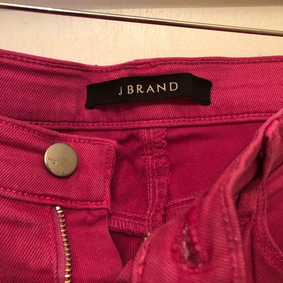 J Brand Magenta super skinny jeans. Size 25. 70% tencel/ 28% cotton/ 2% elastane - Picture 4 of 8